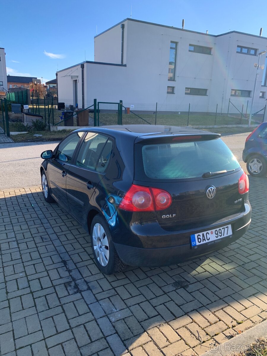 Golf 1,6 FSI - 3