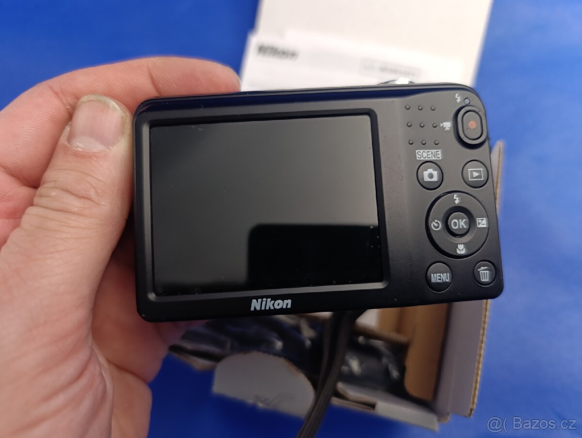 Fotoaparát Nikon Coolpix A10 - 3