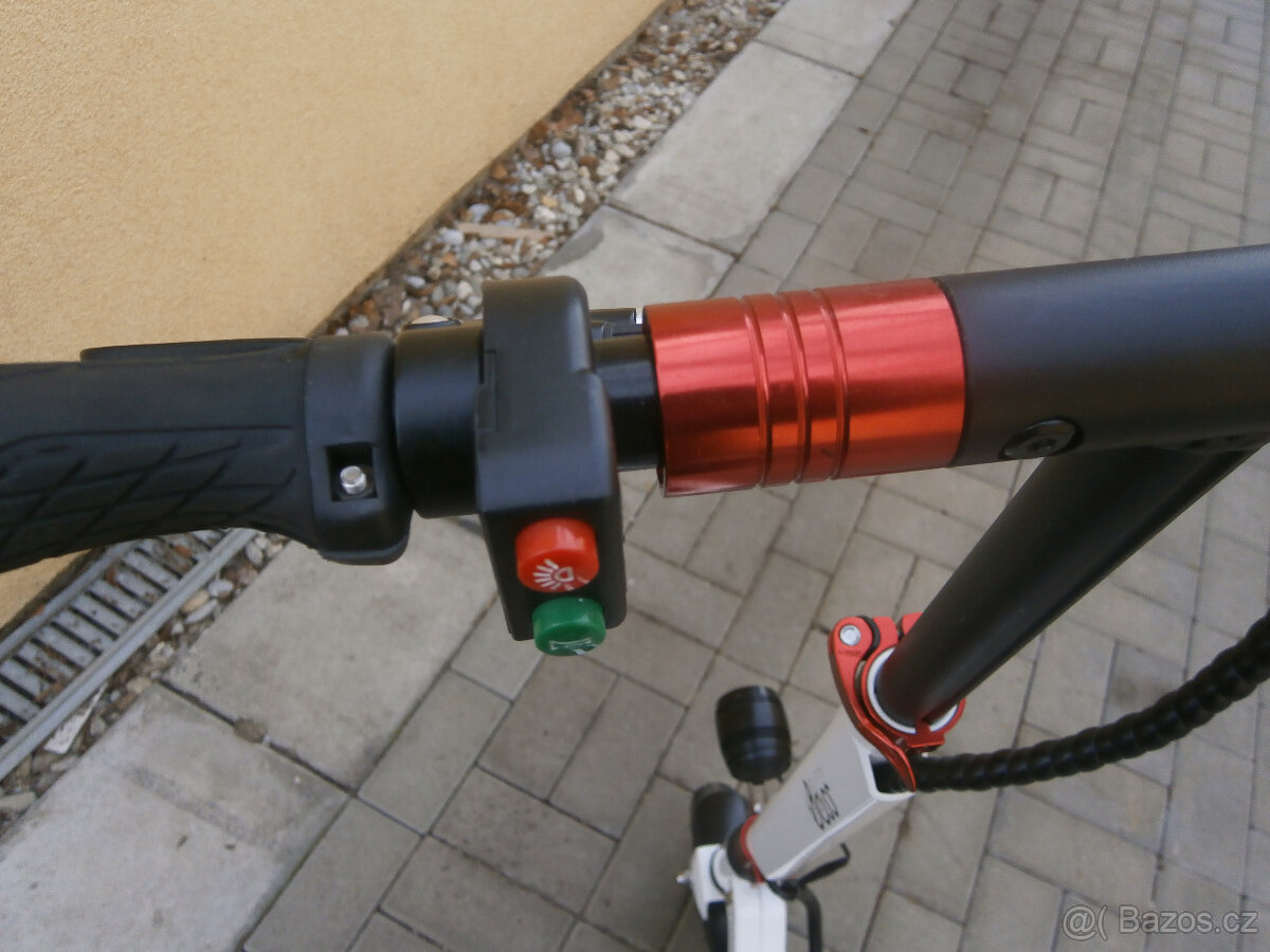 Elektrokoloběžka City Boss - 3