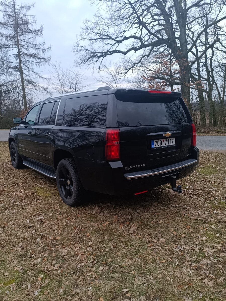 CHEVROLET SUBURBAN 5.3 V8 - 7 MÍST - 3