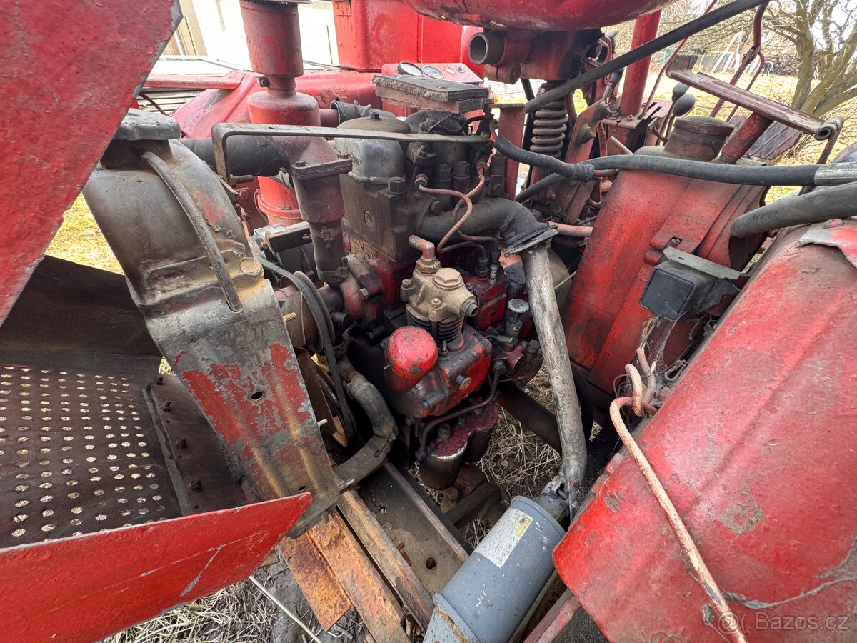 Traktor RS - Motor Zetor 20 - 3