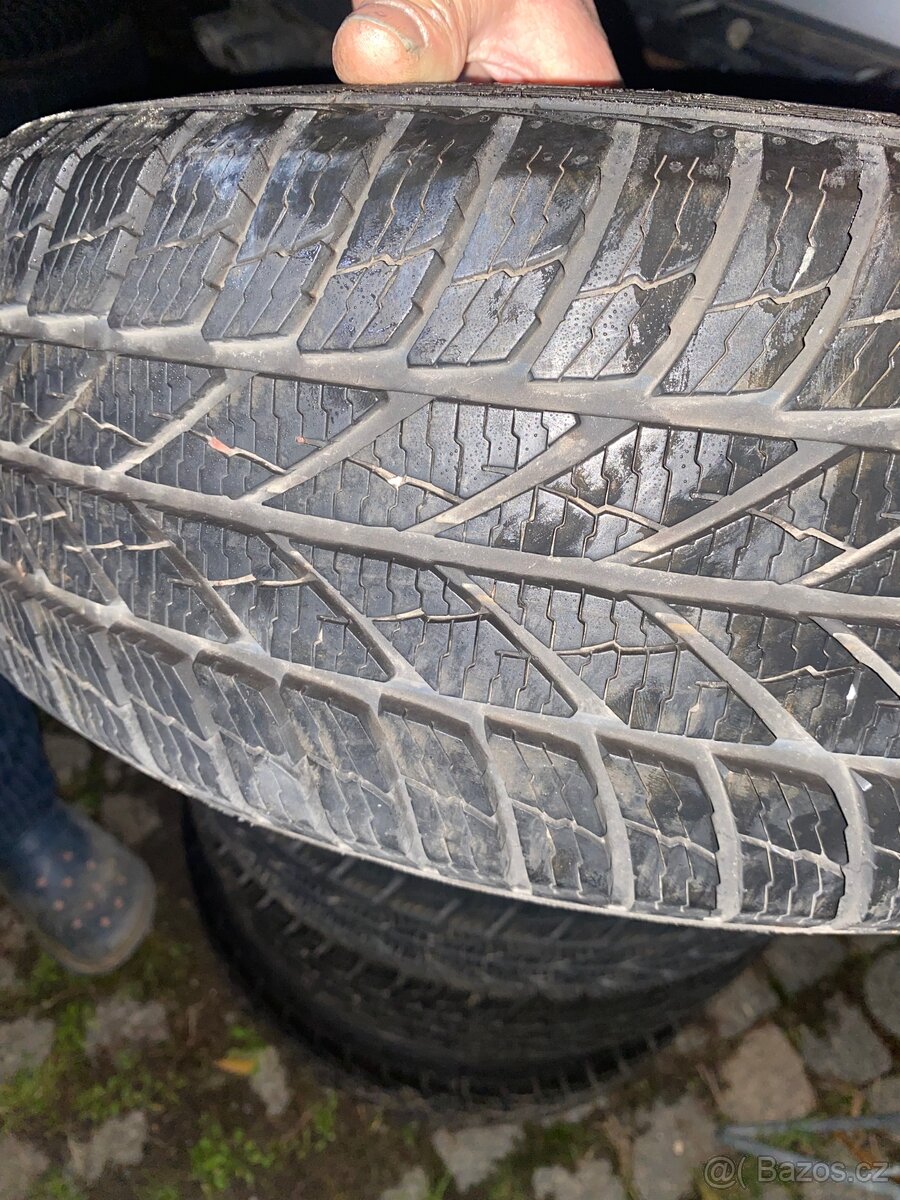 Zimní pneu Gislaved 185/60r15 - 3