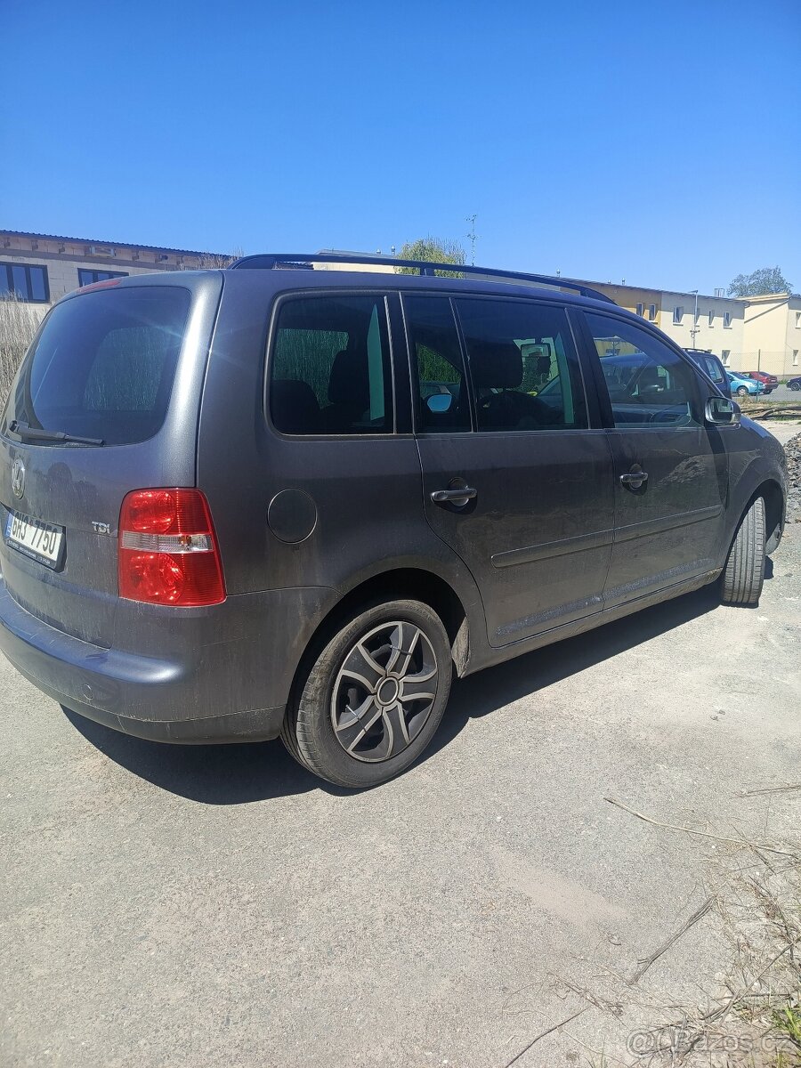 Touran - 3