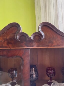 Starožitná prosklená vitrína - 3