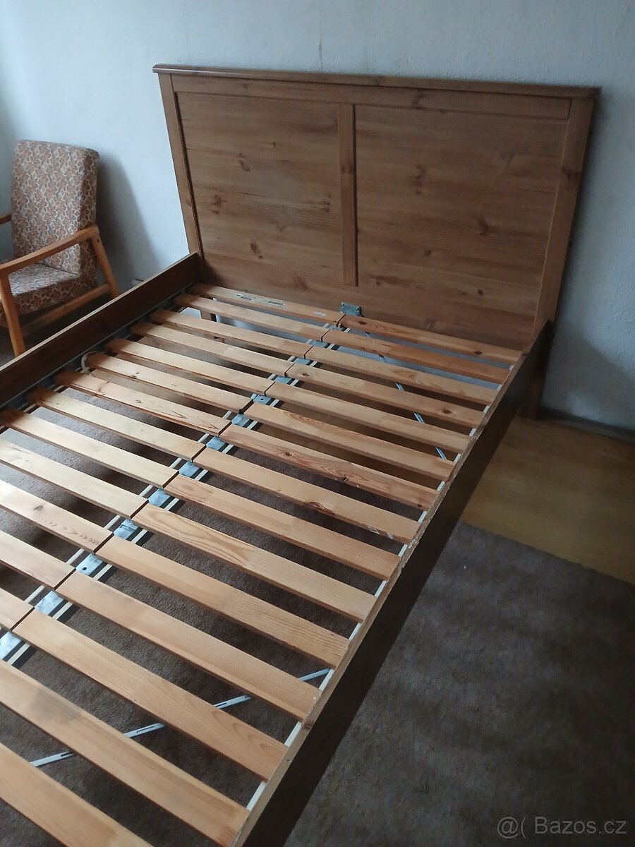 Manželská postel 140x200 včetně roštů - 3