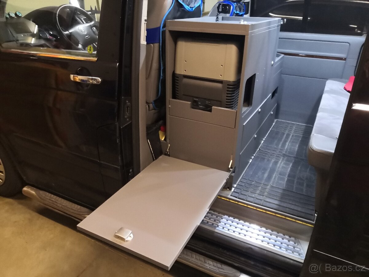 Obytná vestavba vw t5 - 3