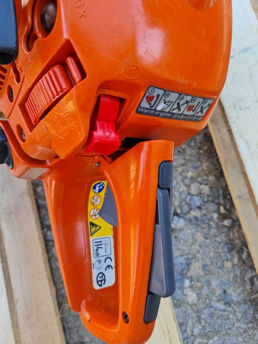 Husqvarna 440 motorova pila zaruka - 3