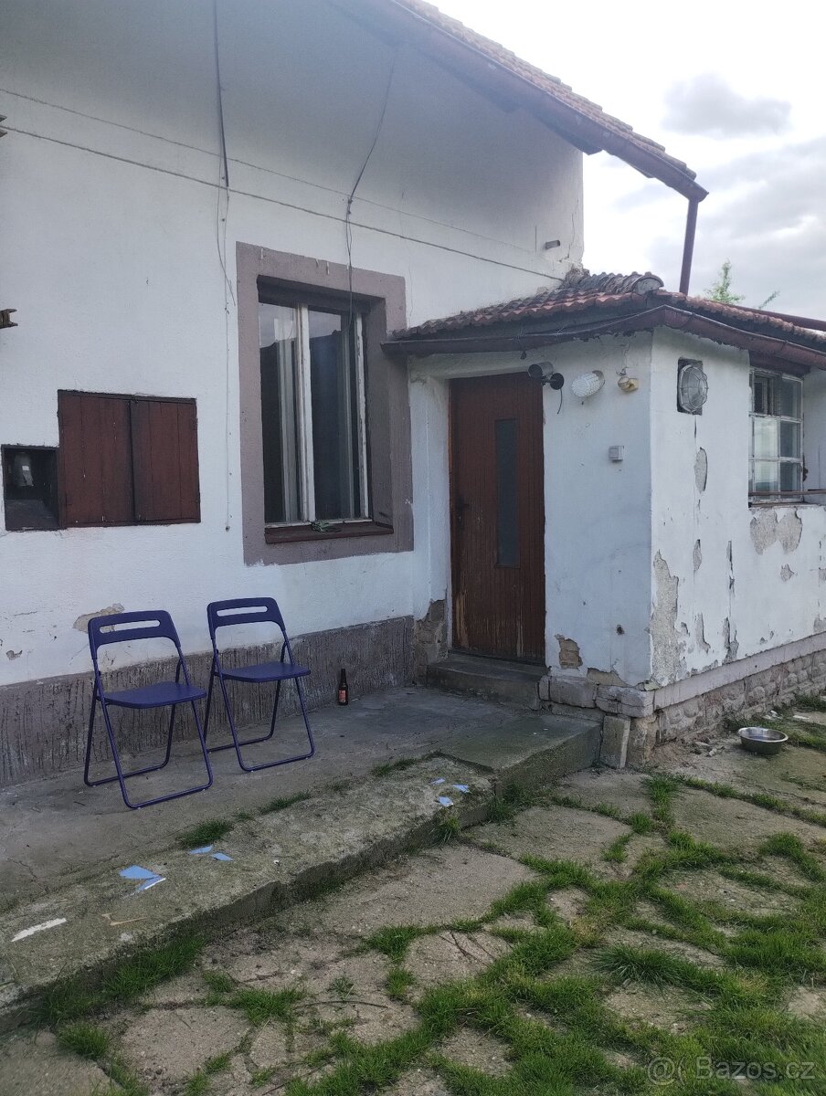 Dům k pronájmu ve Vinicích 🍇 - 3