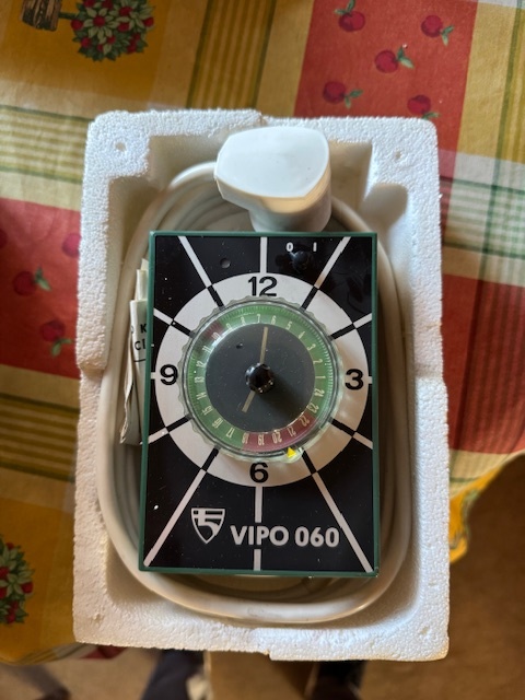 Spínací hodiny (časovač) ZNAK Malá skála typ VIPO 060 - 3