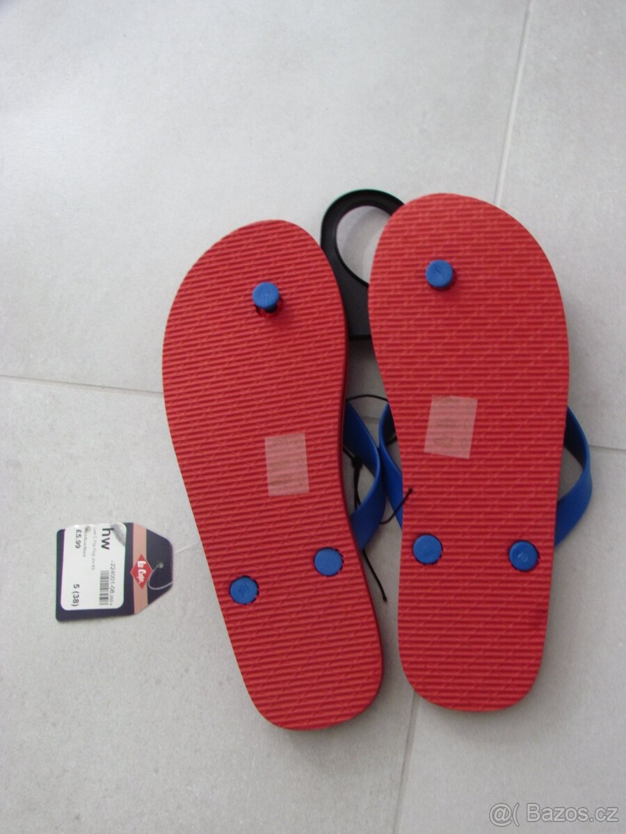 Lee Cooper žabky-nové - 3