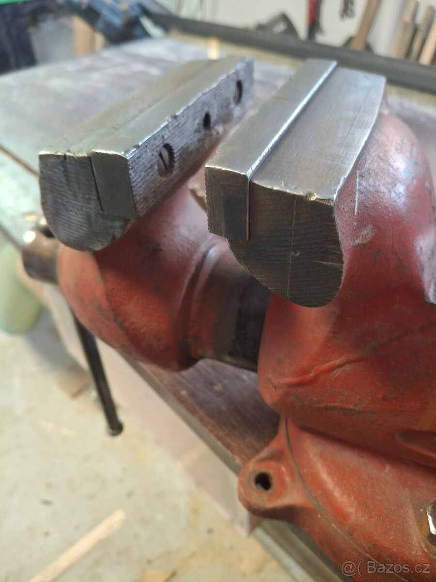 svěrák York 125 - 3