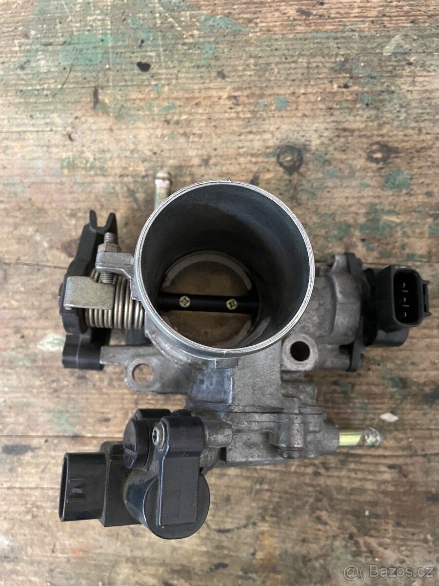 Klapka Toyota Yaris 1.3/63kw - 3