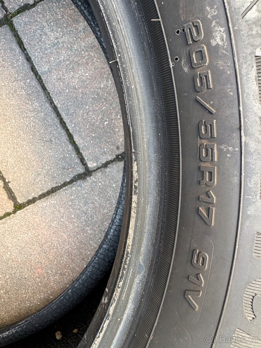 Nove pneu 205/55/17 Goodyear - 3