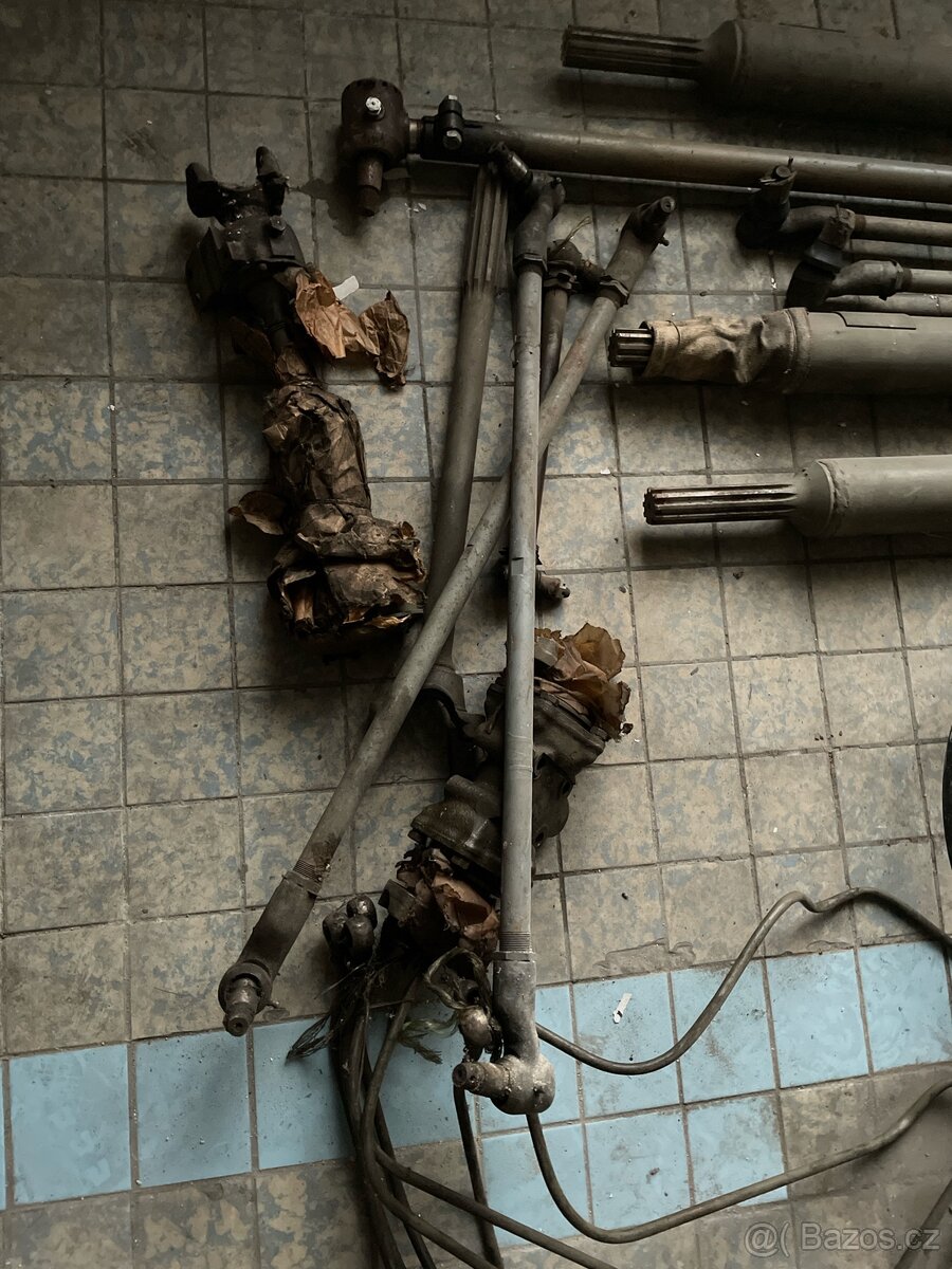 Náhradní díly Praga V3S - 3