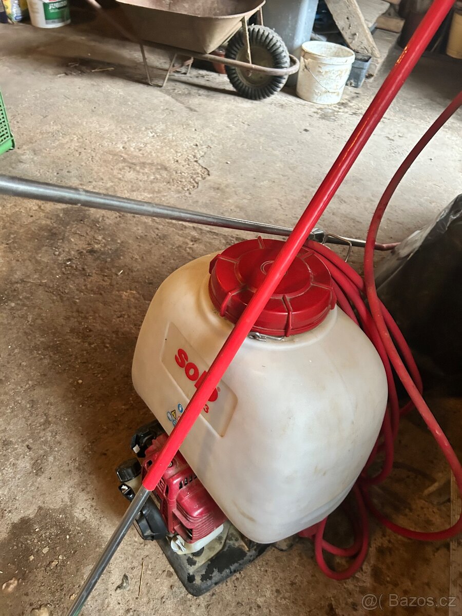 Rozstřikovač motorový - 3