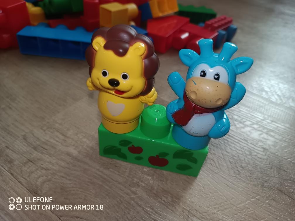 Stavebnice Mega Bloks - 3