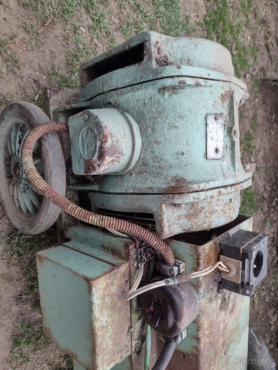 Elektromotor Škoda - 3