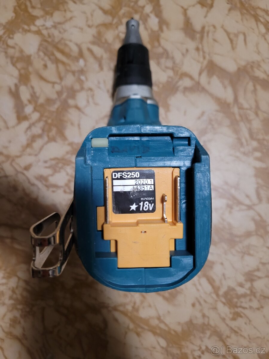 Makita DFS250Z - 3