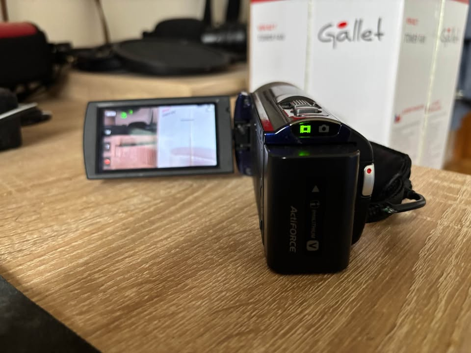 Videokamera SONY HDR-CX130E FullHD + brašna - 3