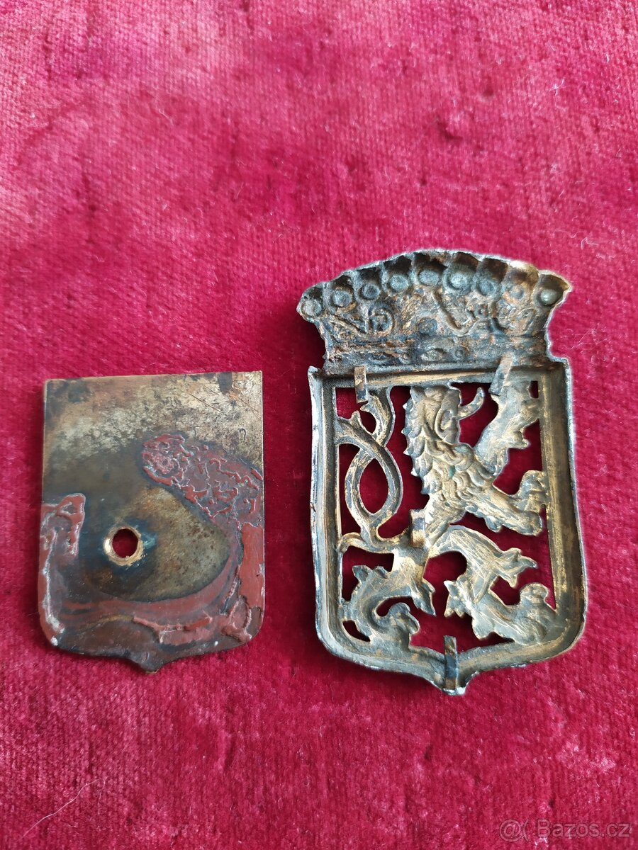 Přední znak na Pragu Alfa - masivní originál 2 - 3