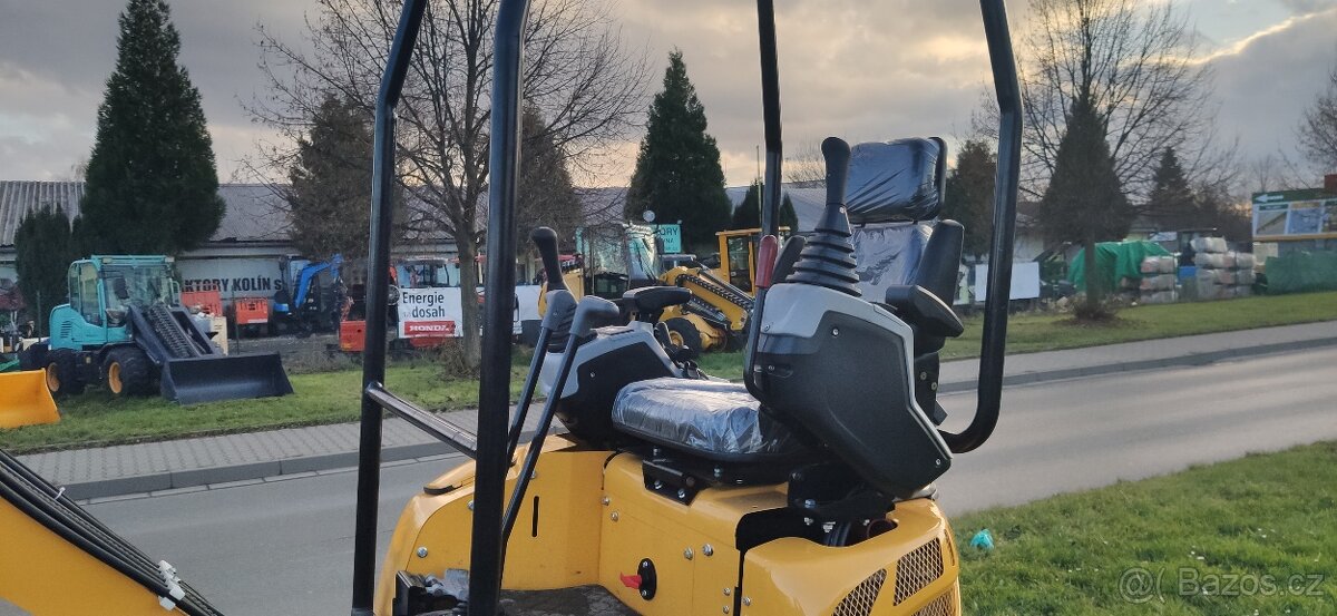 minibagr,minirypadlo,bagr,bagřík 1,8 tuny - 3