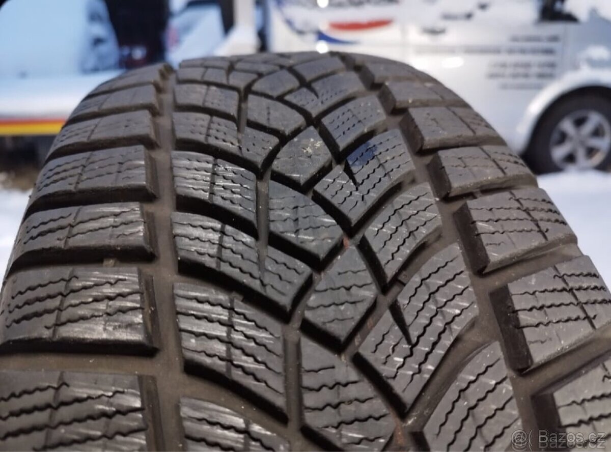 ❄️Zimní sada pneumatik 205/55 R17 95v Goodyear❄️ - 3