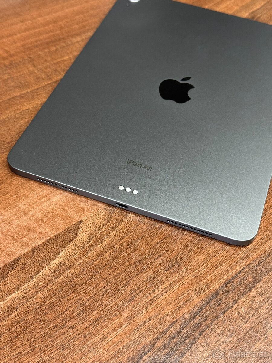 iPad Air 10,9" M1 (2022) 64GB - 3