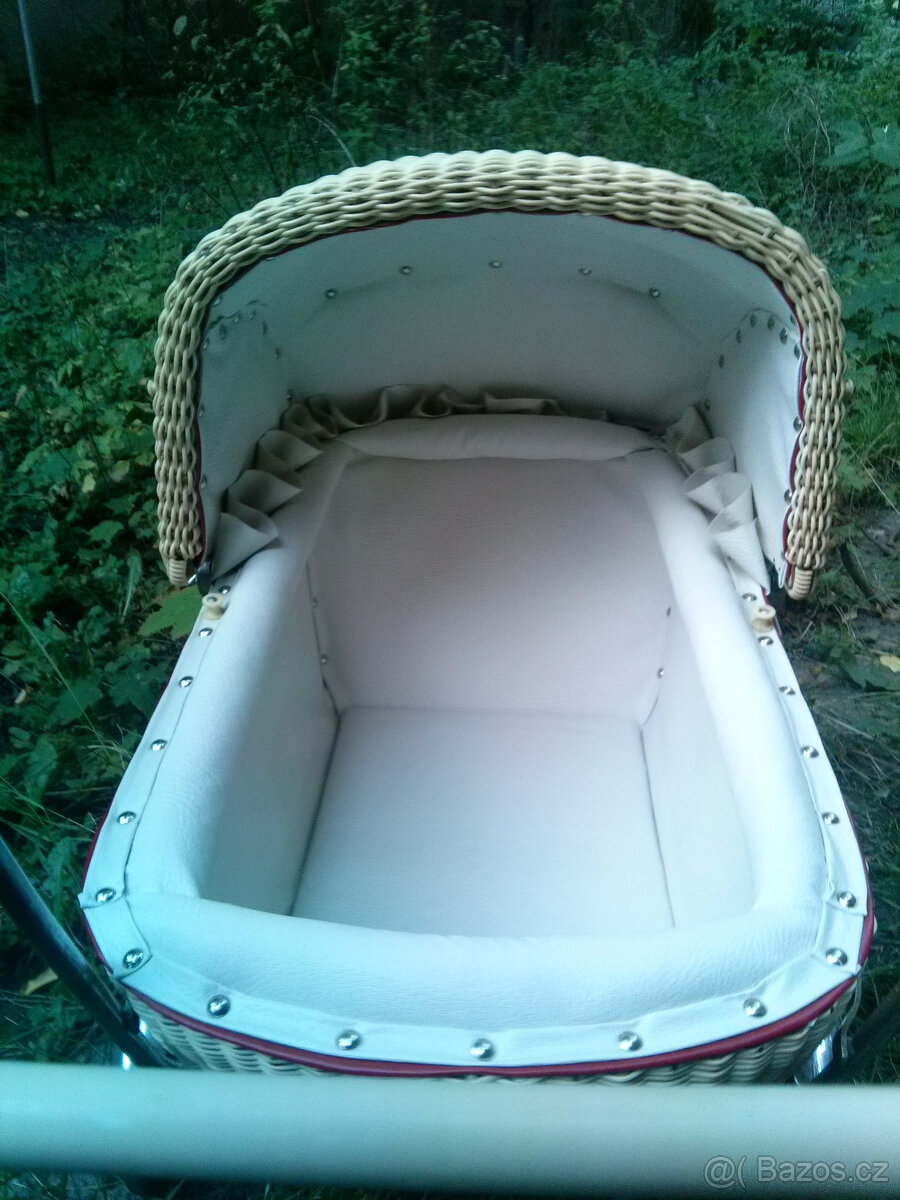 SBĚRATELSKY KOČAREK PRO PANENKU PO RENOVACI - BUŽIRKA - 3