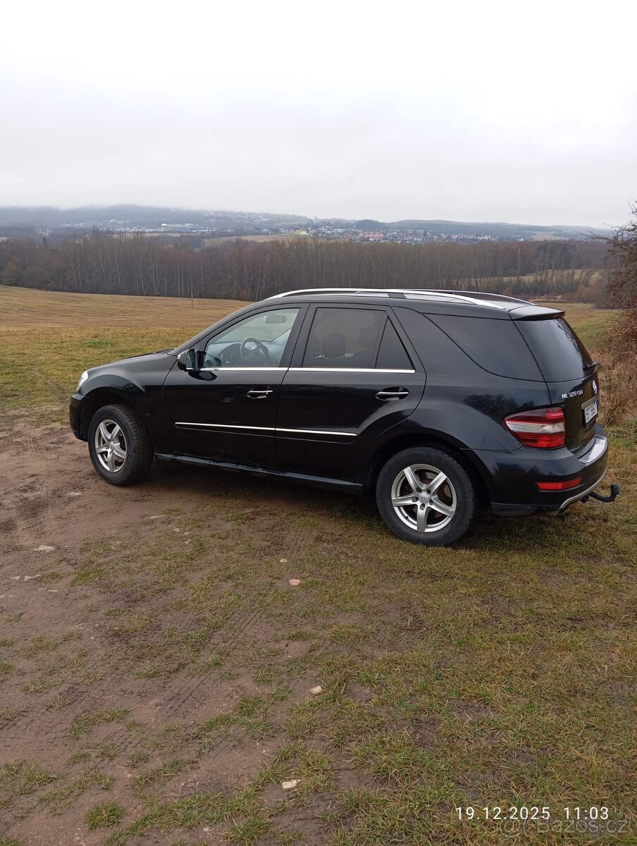 Mercedes-Benz ML320 - 3