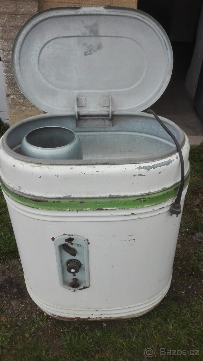 retro pračka se ždímačkou - 3