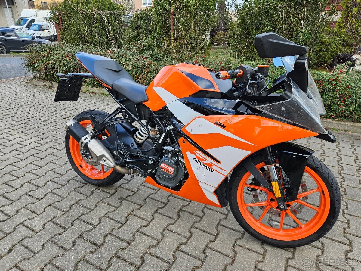 KTM RC 125 - 3