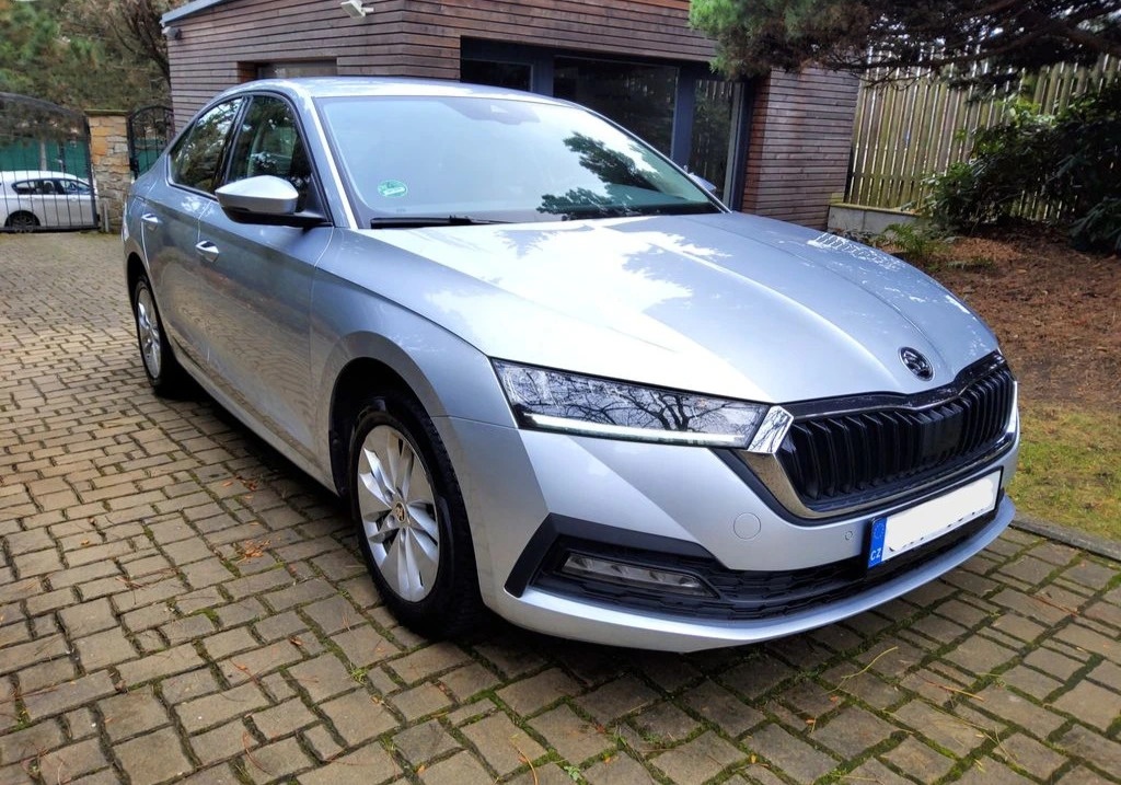 Prodam Škoda Octavia, 2.0TDI DSG 85kW Ambit. 1maj ČR - 3