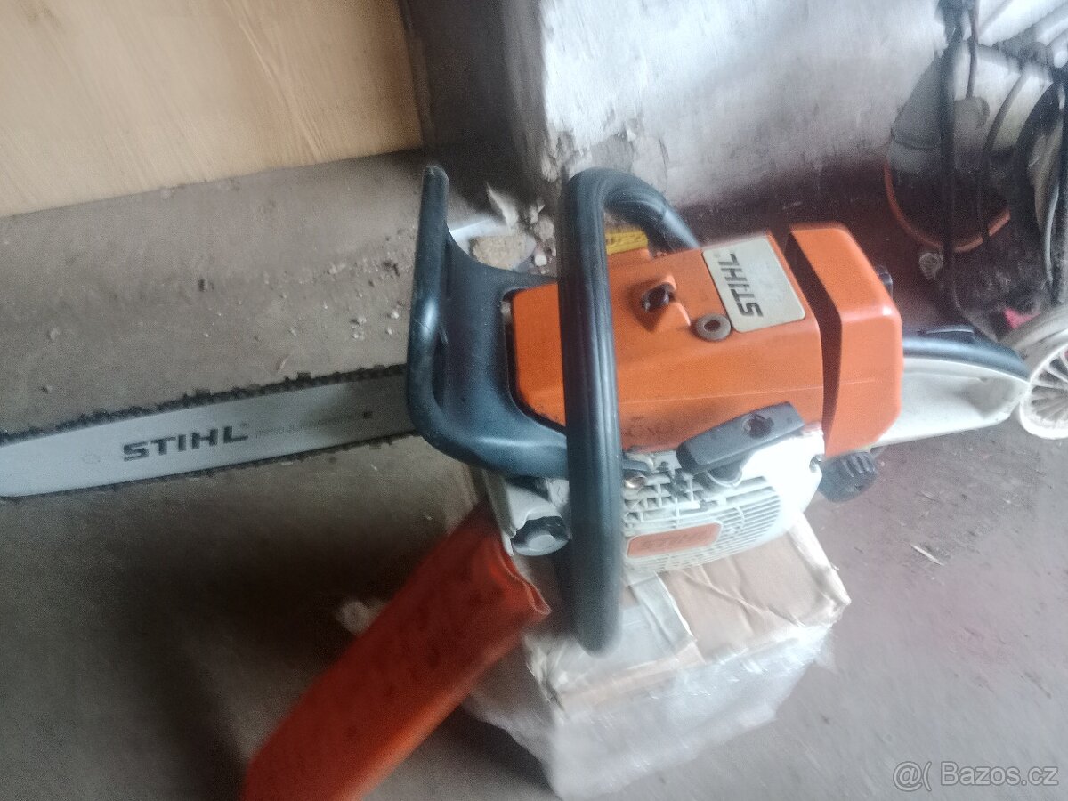 motorova pila - 3