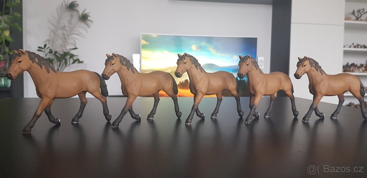 Schleich koně koníci Quarter Horse Cayenne - 3