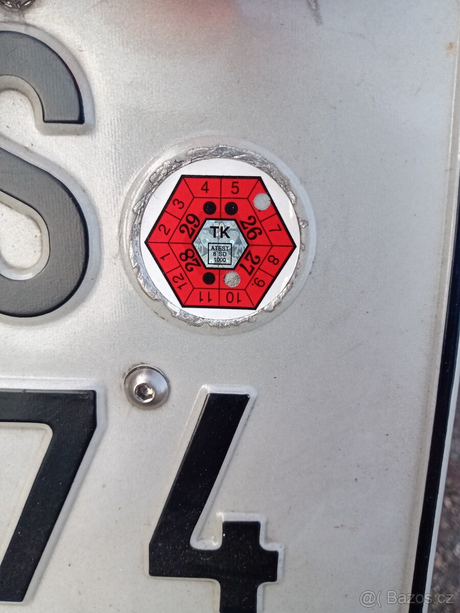 Suzuki Intruder 1400 - 3