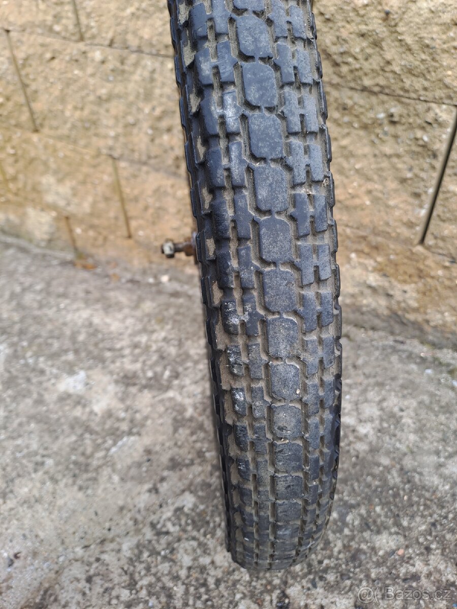 Prodám přední kolo čz 150,125 - 3