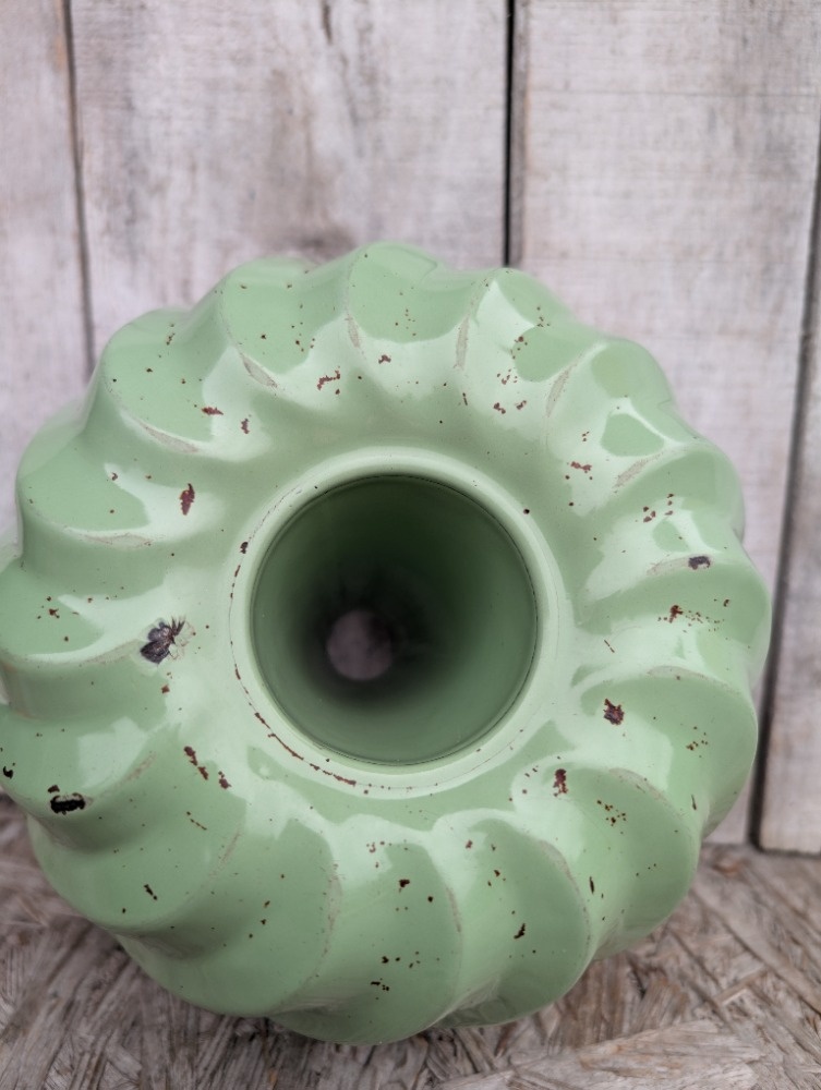 Forma na bábovku v zeleném kabátku. - 3