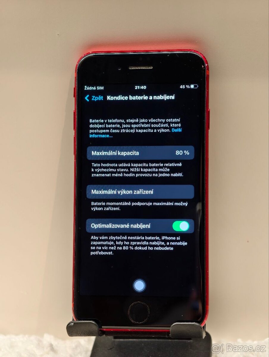 Apple iPhone 8 – 64 GB, Red - 3