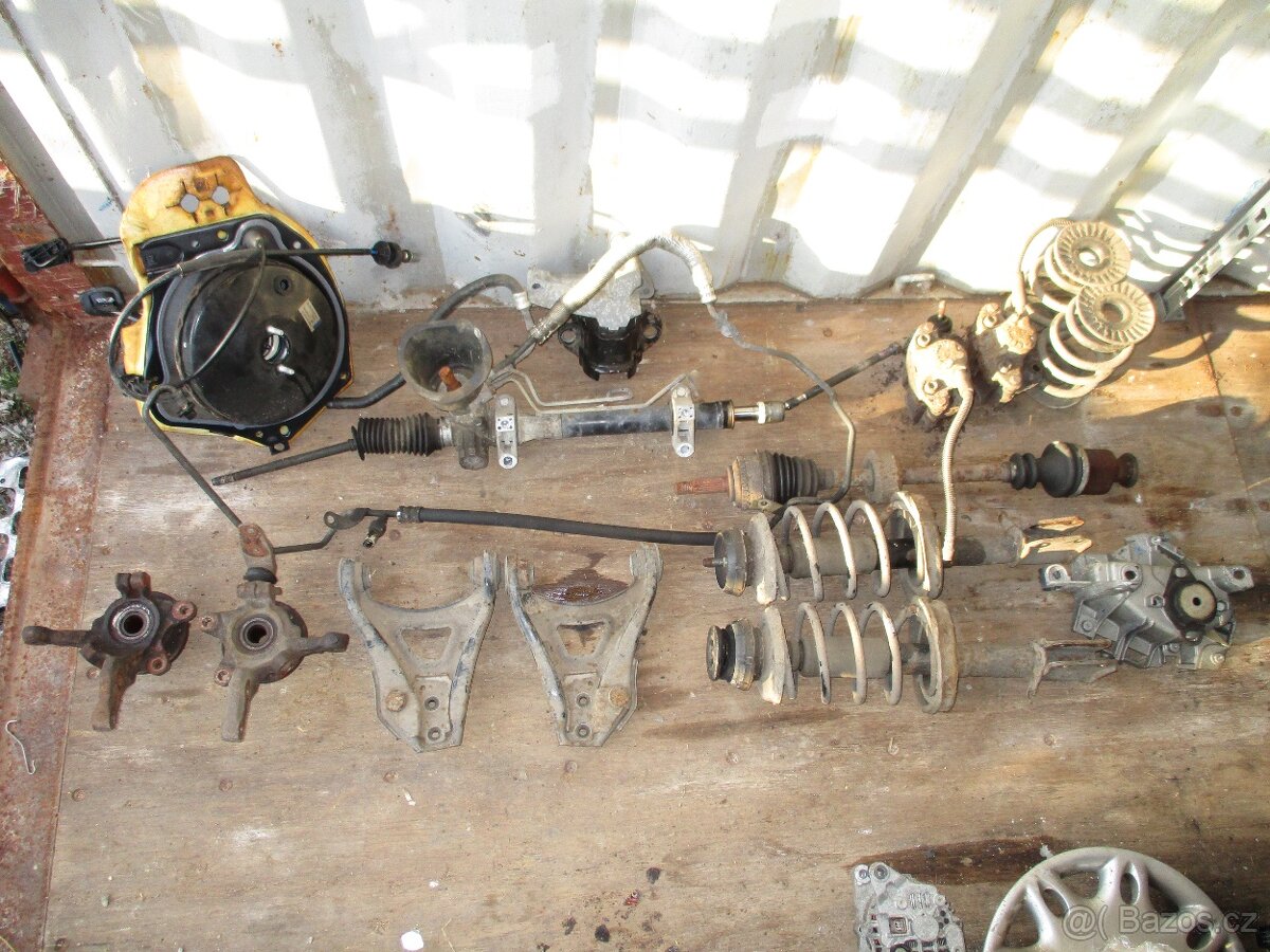 Renault Clio II 1.2 - náhradní díly - 3