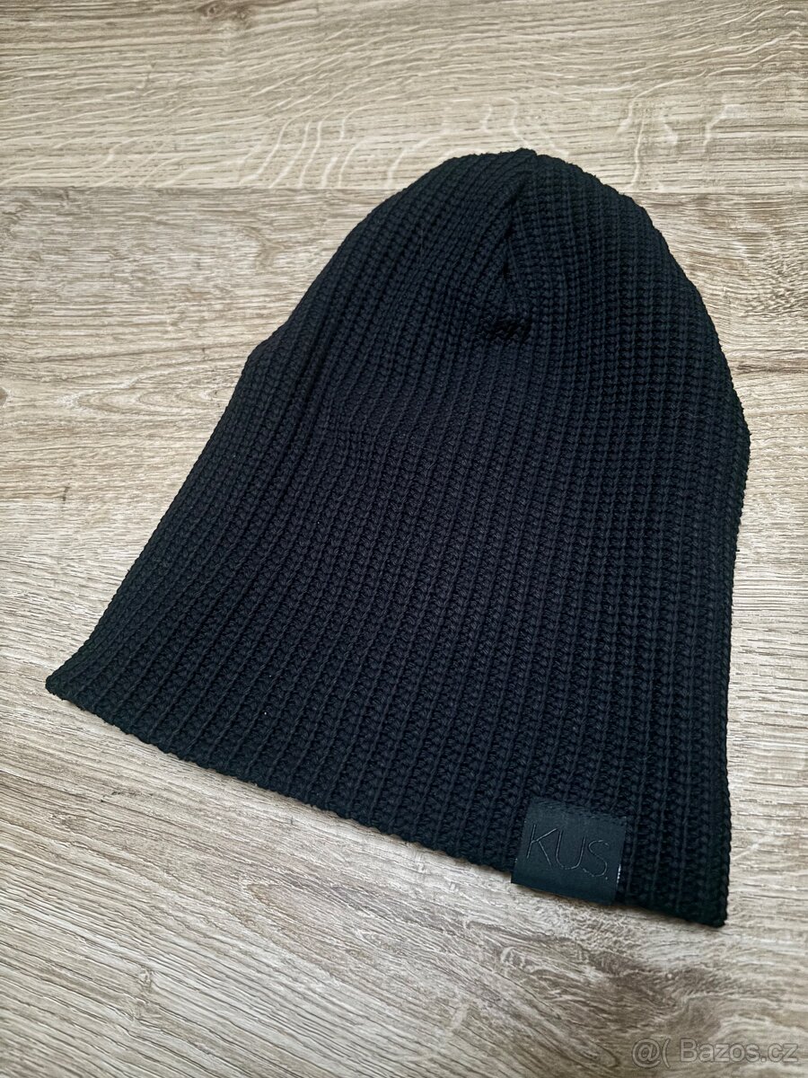 Unisex merino černá čepice KUS (Kluk U Stroje) - 3