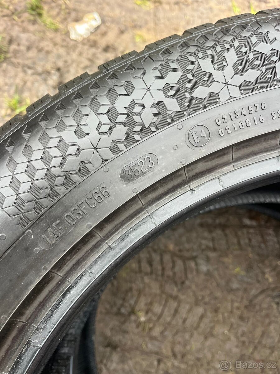 Prodam 2 ks zimnich pneu Continental 235/55r19 - 3
