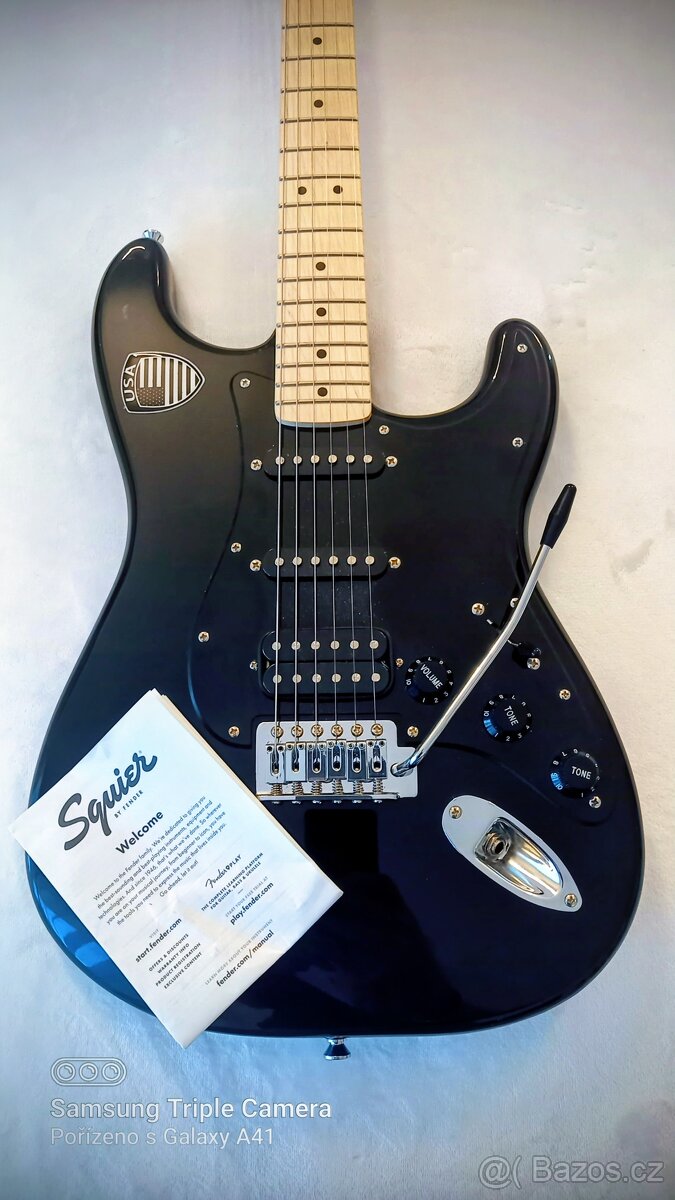 Fender Squier Stratocaster - 3