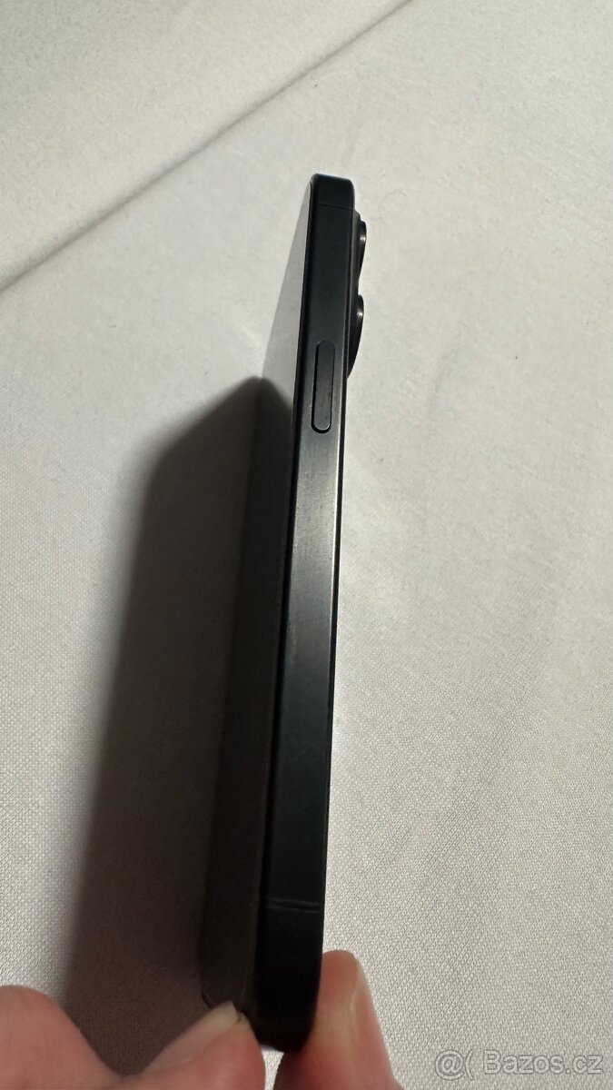 iPhone 15pro 512GB Černý Titan - 3