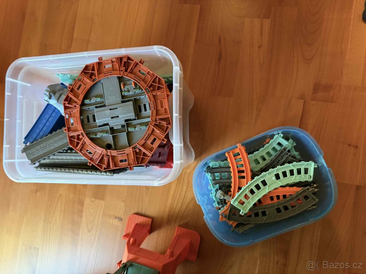 Mašinka Tomáš vláčky,díly,koleje - 3