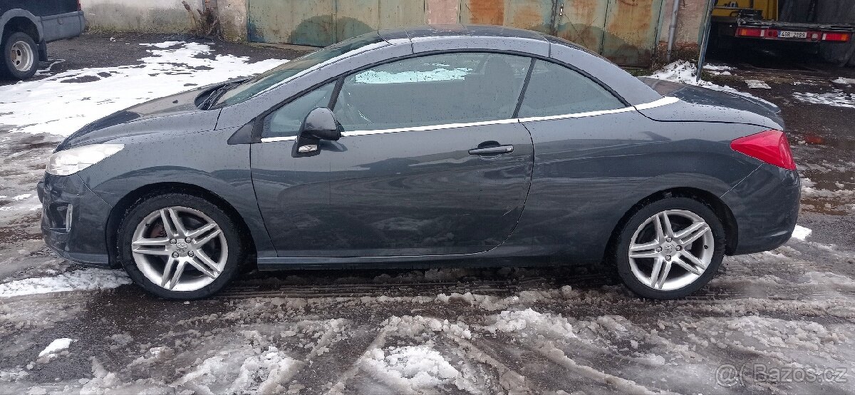 Peugeot 308 cc,1,6 benzín ,103kW,r. 2010,AUTOMAT - 3