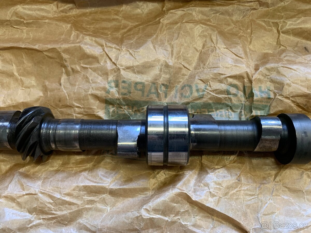 Ostrá váčková hřídel MG MGB - 3