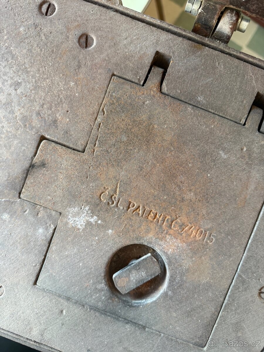 Kamna na uhlí Mora - 3