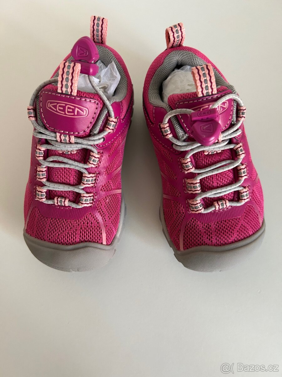 Nové dívčí boty zn.Keen - 3