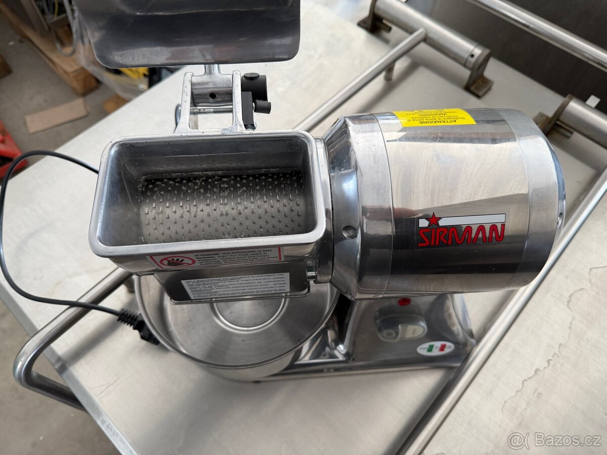 Strouhač sýra Sirman - 3