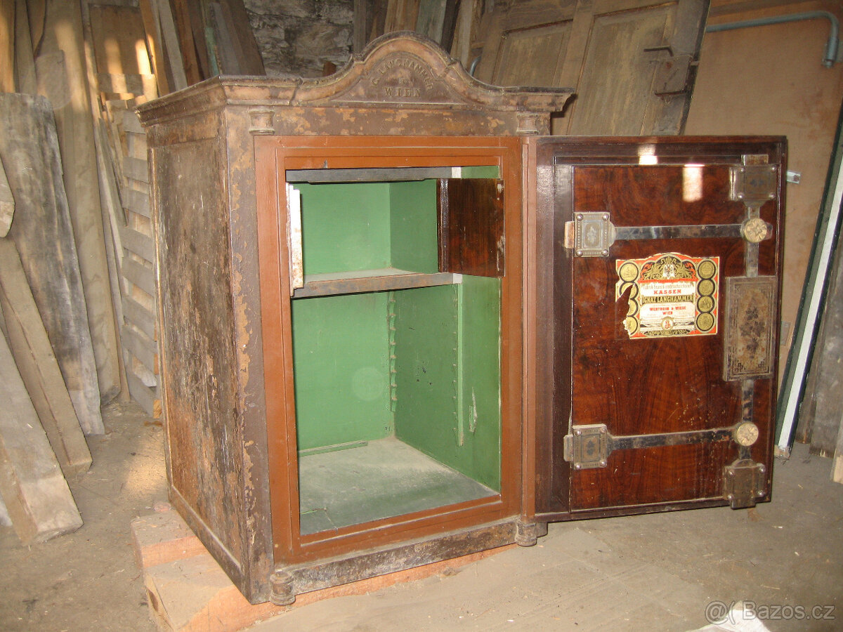 Starožitný trezor - 3